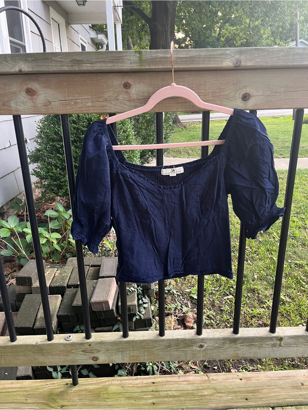 Women’s Navy Off-Shoulder Puff Sleeve Crop Top